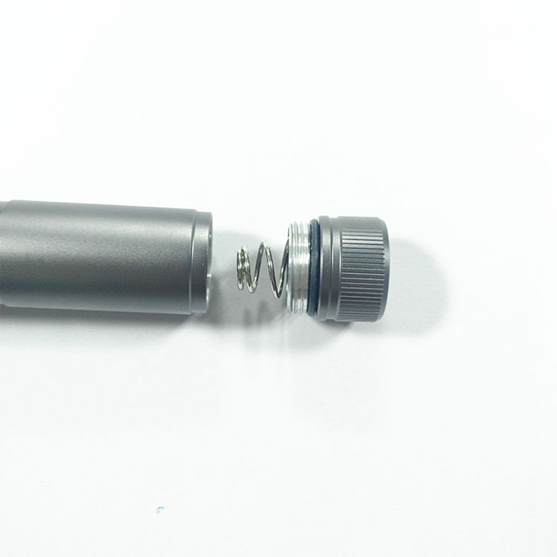 Aluminum Custom Waterproof and Moisture-proof LED Flashlight