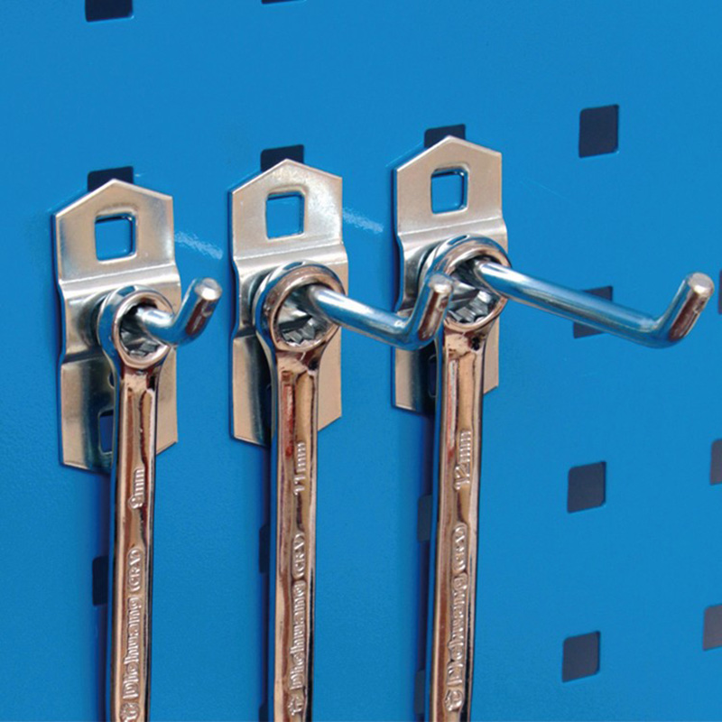 Pistol hook steel